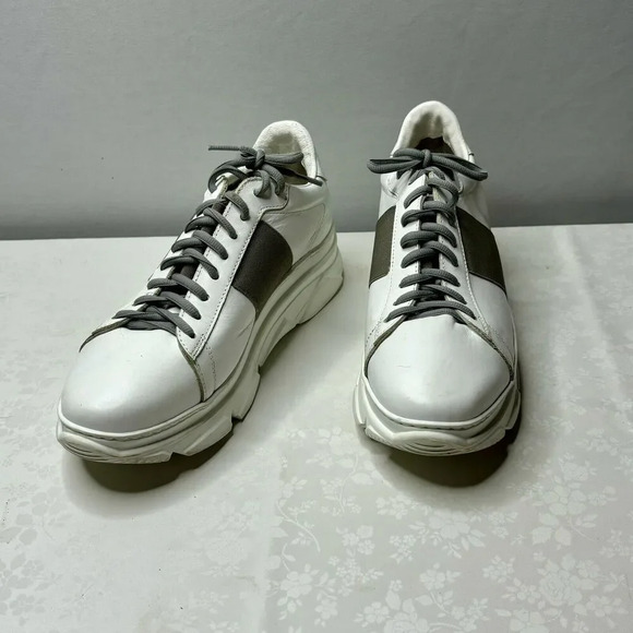 M. Gemi Shoes - M. GEMI tennis shoes womens 10